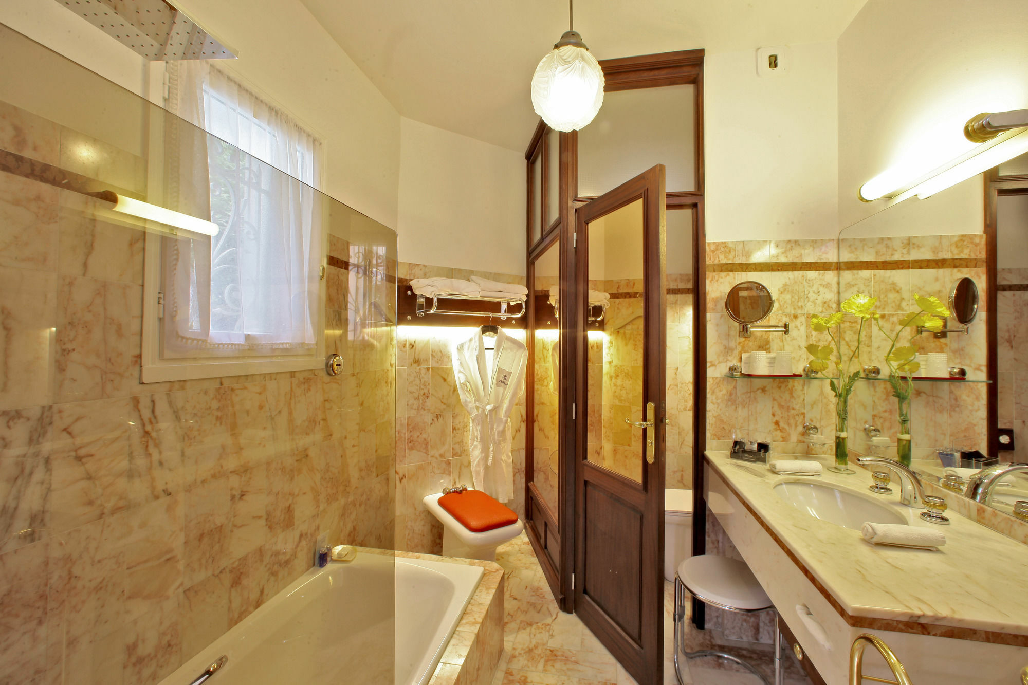 Hotel Parc Victoria Сен Жан дьо Луз Екстериор снимка